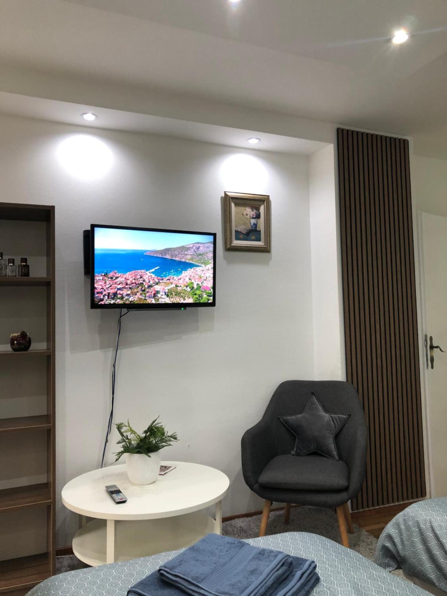 Welcome To The Apartment Mesic- Airport Sarajevo Saraievo Exterior foto